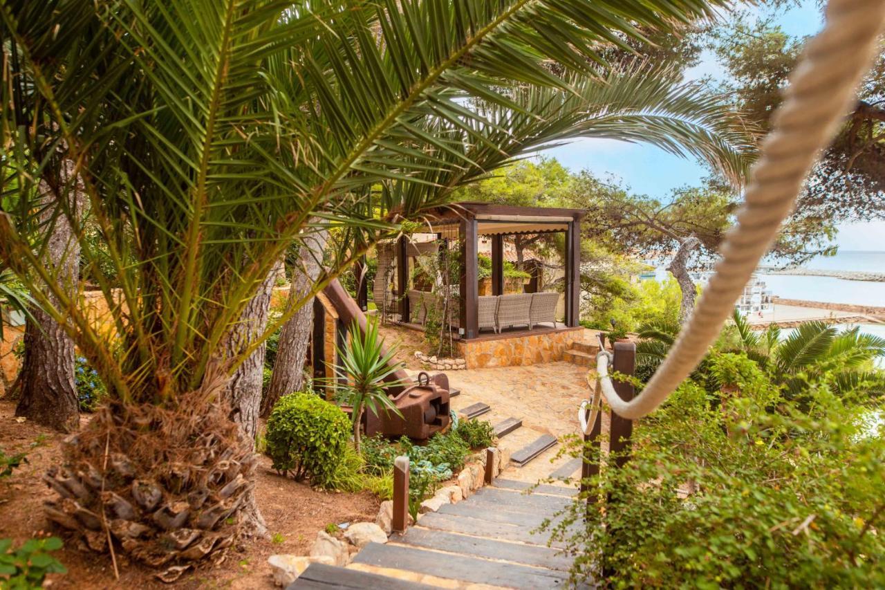 Hotel La Estrella Del Mediterraneo Roda de Bará Buitenkant foto