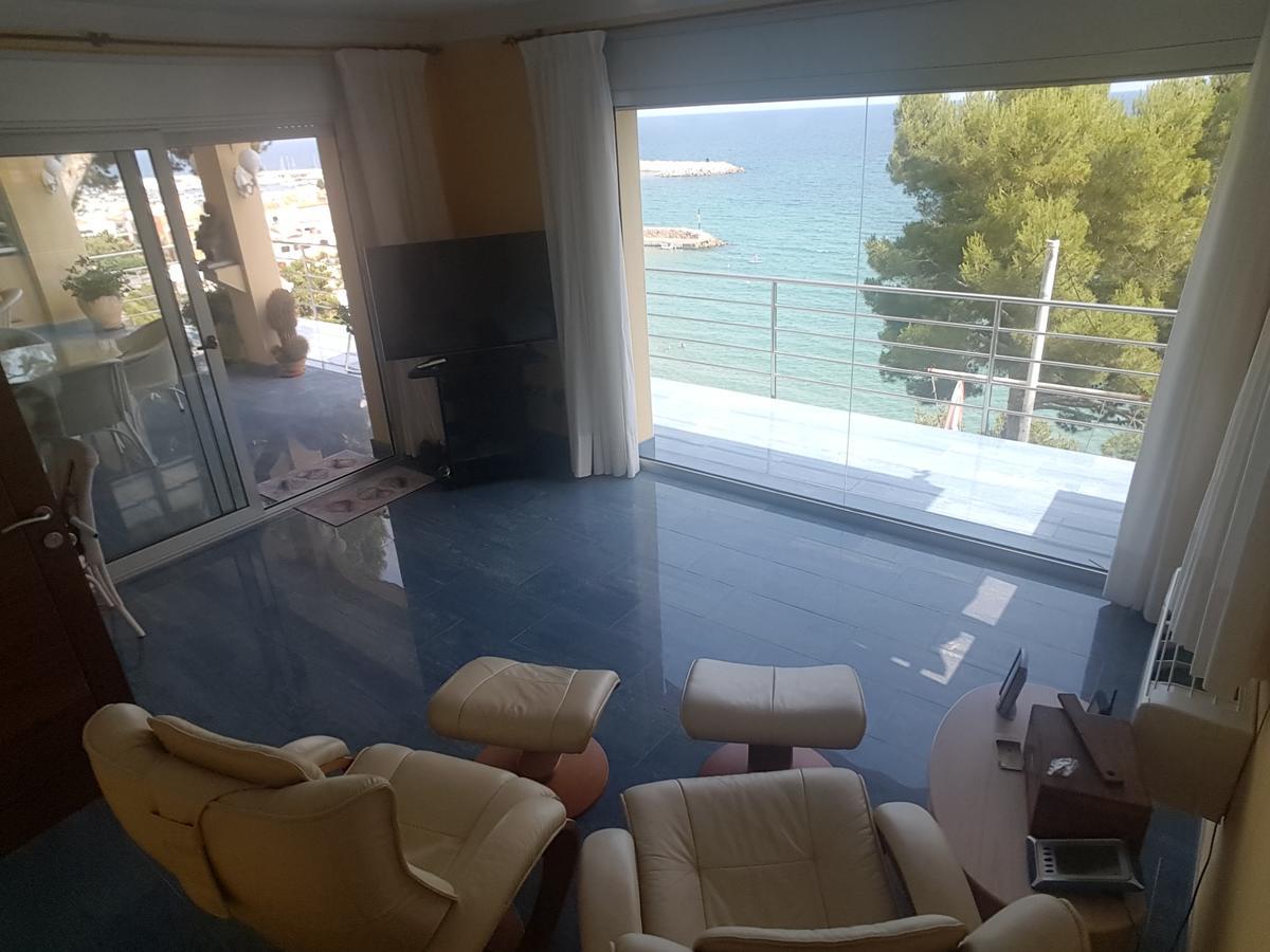 Hotel La Estrella Del Mediterraneo Roda de Bará Buitenkant foto